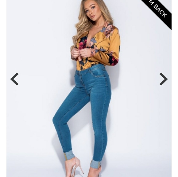 SALE!! Sz.4turn up detail skinny JEAN - Picture 2 of 5